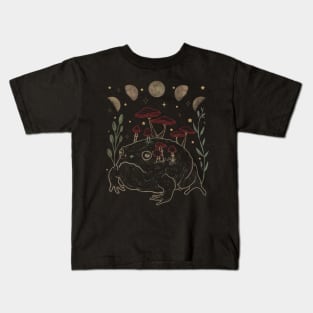 Dark Academia Moon Witchy Goblincore Aesthetic Frog Kids T-Shirt